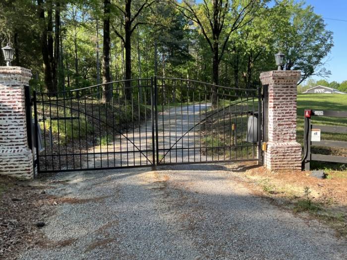 [Your beautiful gated wedding venue located in Carroll County, Mississippi. Contact today!]