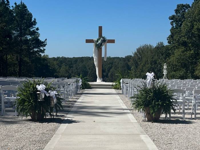 [Introducing the THE CROSS Outdoor Wedding Venue location!]