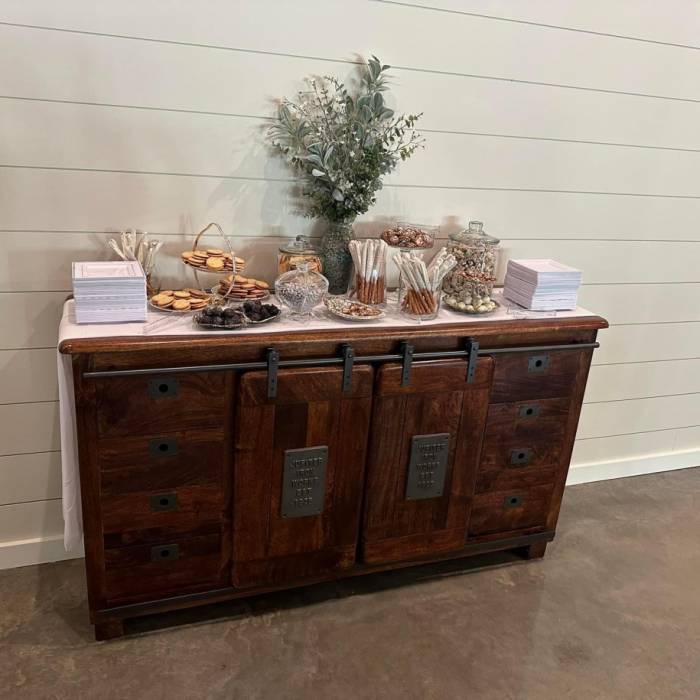 Imagine a beautiful lodge wedding!